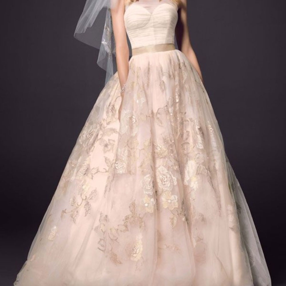 Oleg Cassini wedding gown, size 6